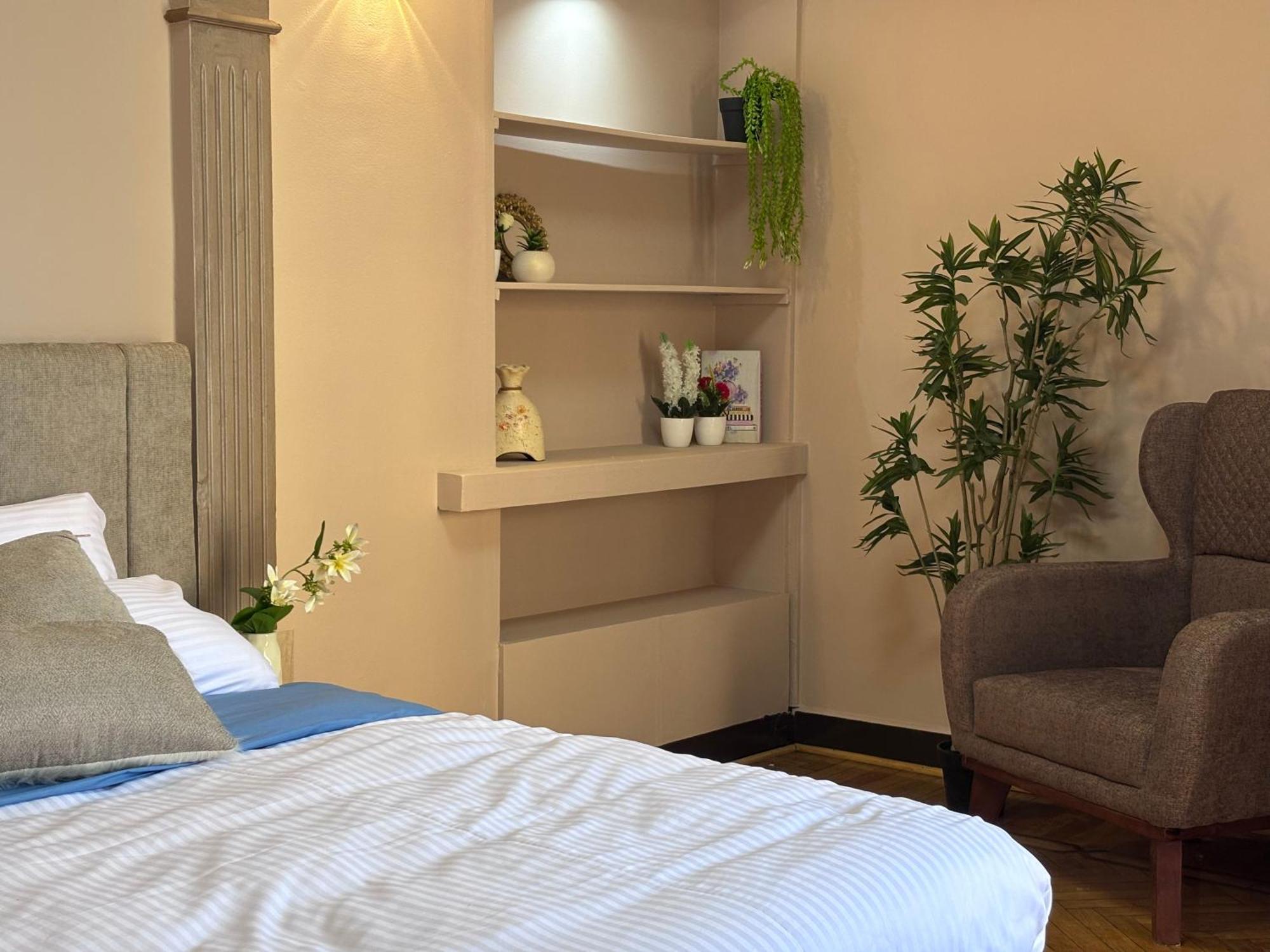 Apartment Elite In Mohandseen - Families Only *