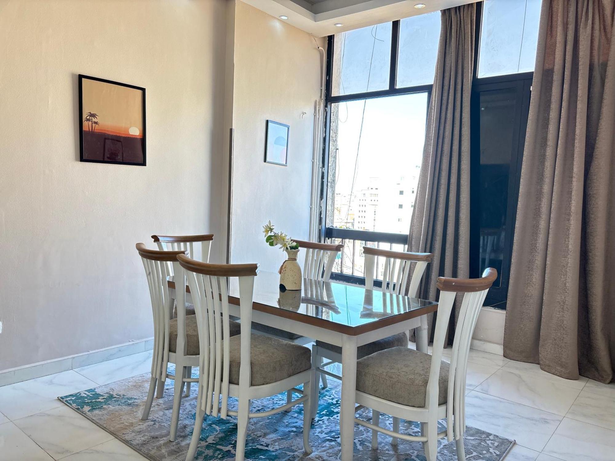 Apartment Elite In Mohandseen - Families Only *